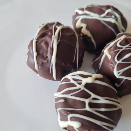 Bombon relleno de queso crema