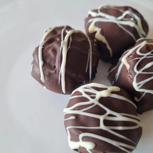 Bombon relleno de queso crema