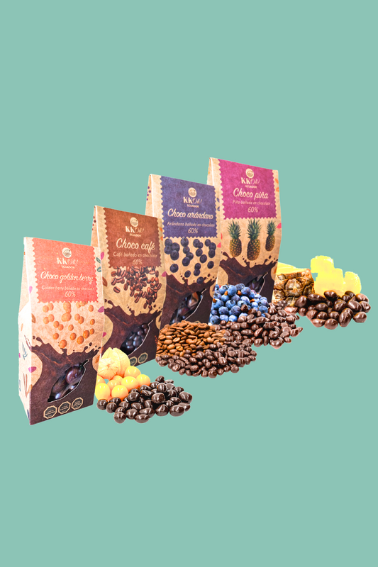 Regalo por el día del amor de 4 frutos bañados en chocolate