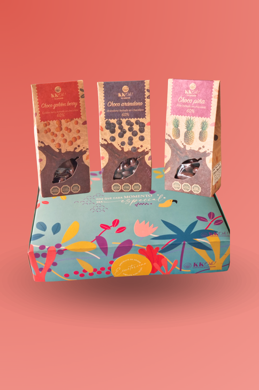 Pack 3 bañados en chocolate en cajita de regalo