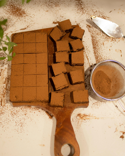 SUPER PACK DE CHOCOLATE: CACAO EN POLVO + CHIPS DE CHOCOLATE + 3 BARRAS